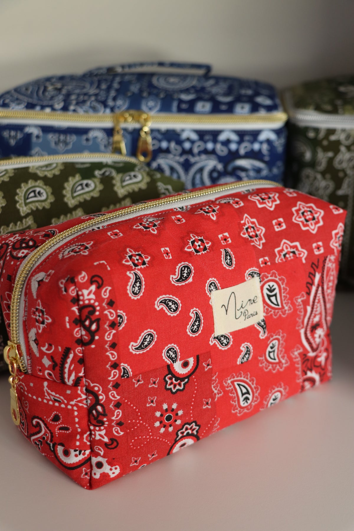 .Trousse bandana rouge