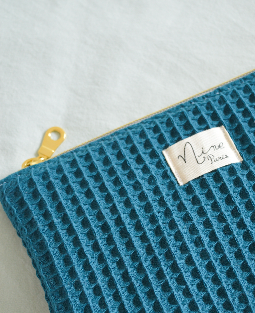 Tablet pouch - Honeycomb