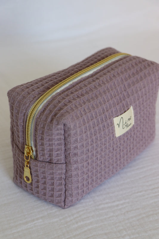 Petite trousse nid d’abeille violette zip doré