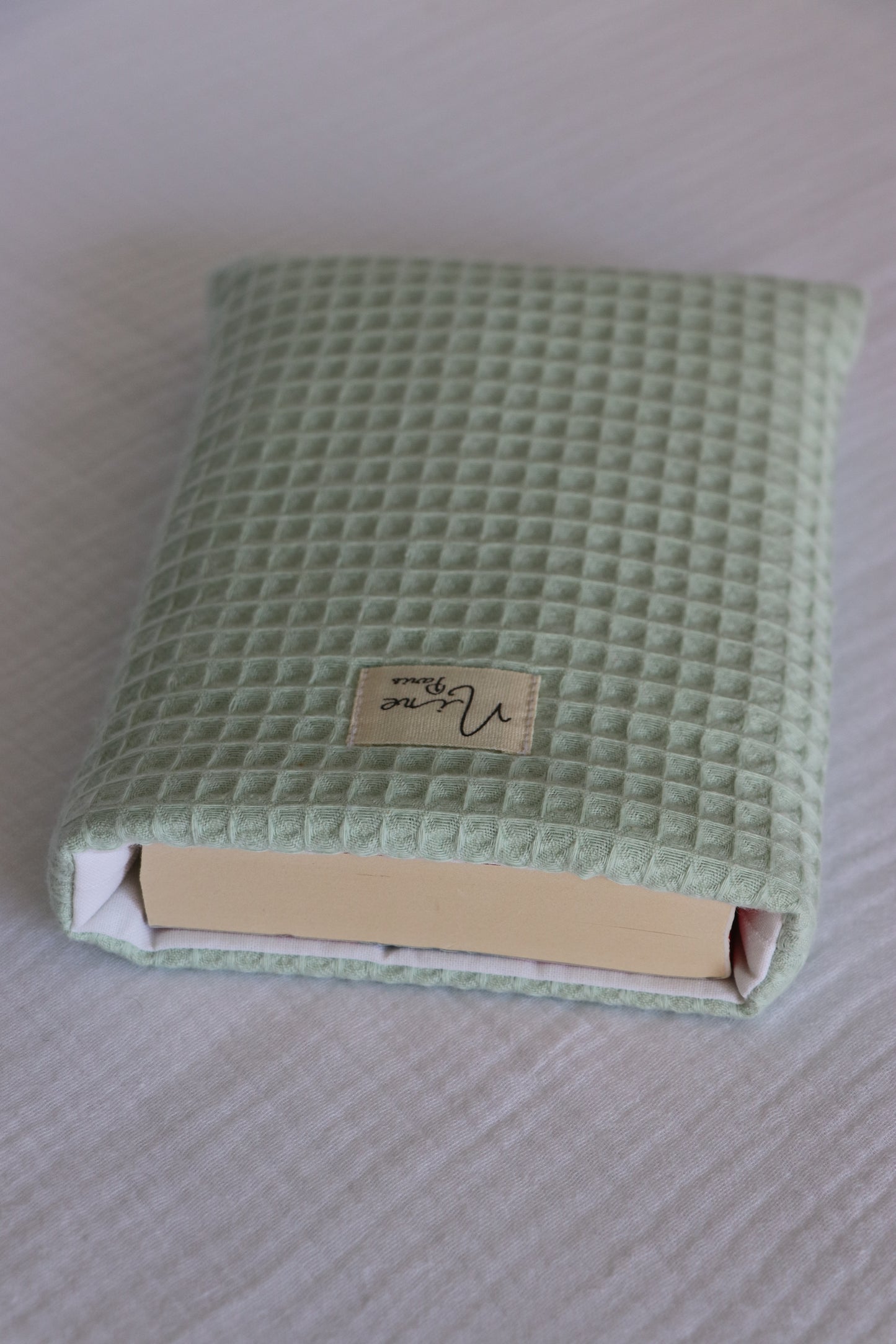 Housse de livre - Nid d'Abeille